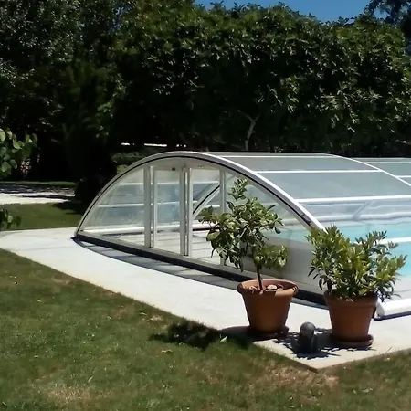Le De L'aubray, Avec Piscine Hébergement de vacances *