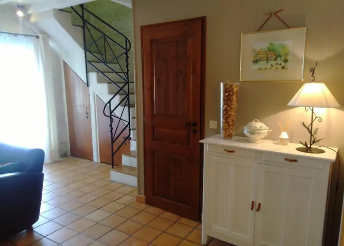 Hébergement de vacances Le De L'aubray, Avec Piscine *